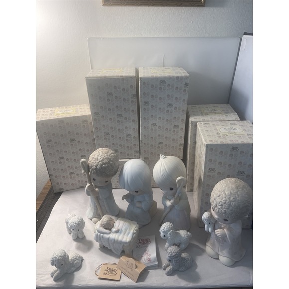 Precious Moments Other - Precious Moments Come Let Us Adore Him 9 pc 9"- 10" Nativity Set #104523 & Boxes